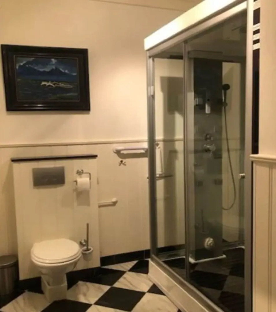 Beautifully Restored House For Up To 8 Personen.