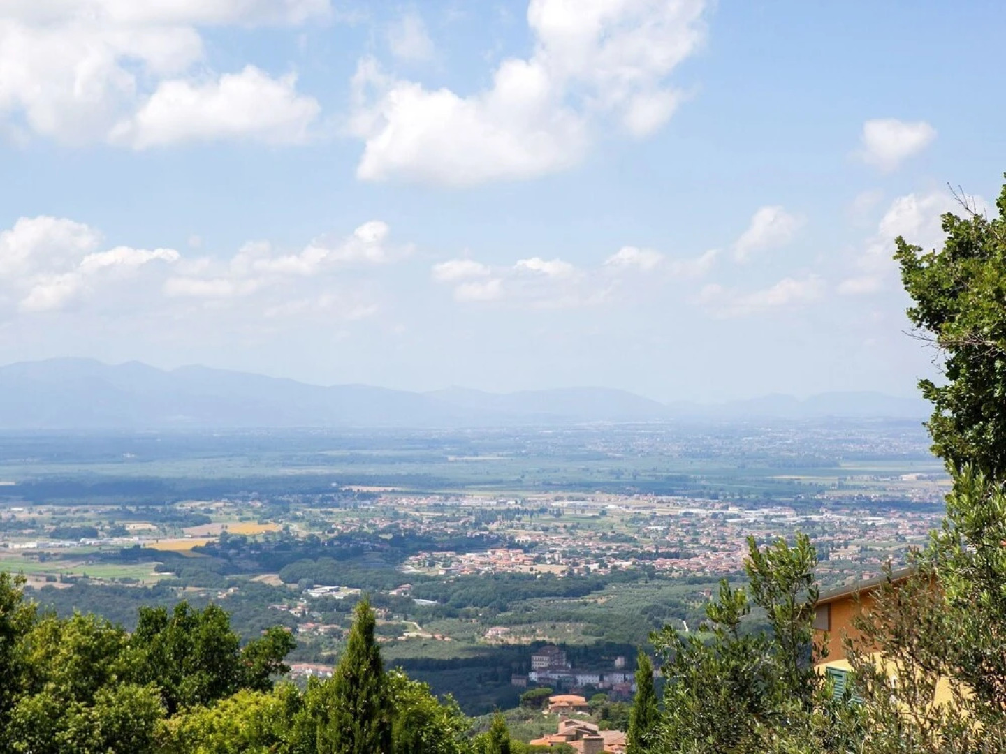 Cozy Holiday Home in Lamporecchio with Swimming Pool