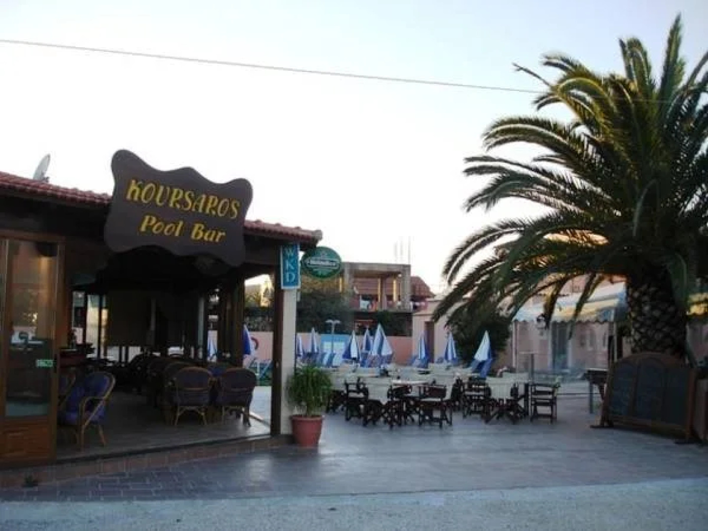 Koursaros Apartments