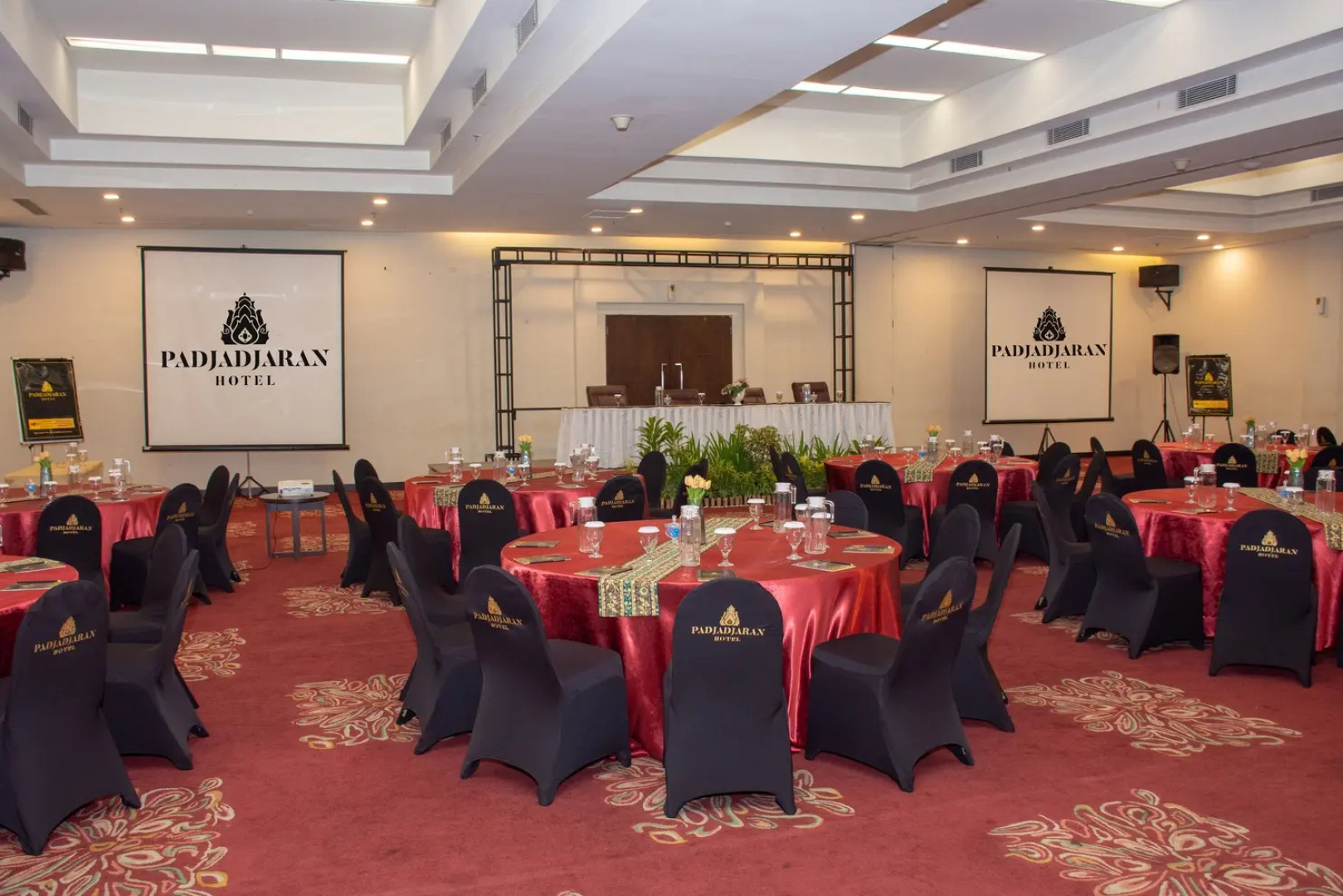 Padjadjaran Suites Hotel Bogor