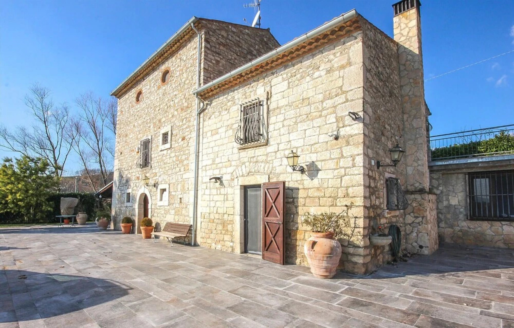 Amazing Home in Fragneto Monforte With Wifi, Private Swimming Pool and 4 Bedrooms