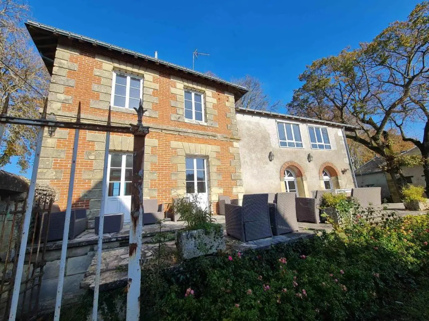 La Fuye du Chateau de Jallanges pour 17 personnes