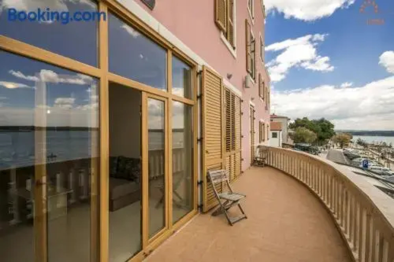 Sanja Apartments Rivarela