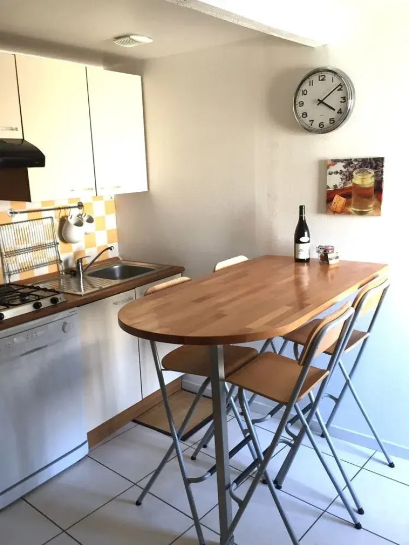 Holiday home Aqueducienne