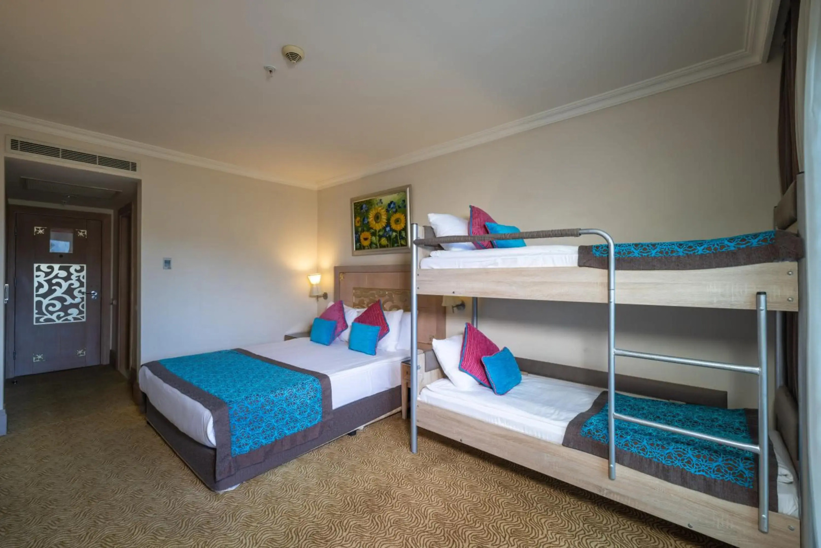 Crystal De Luxe Comfort Collection