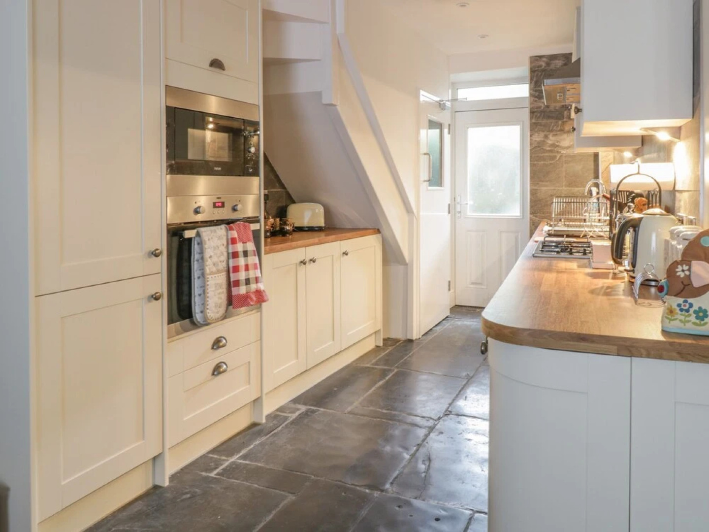 1 Springfield Street