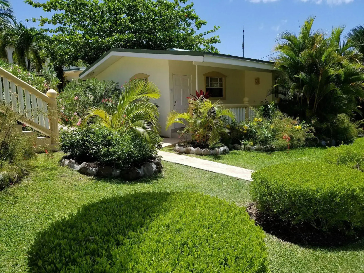 Blue Horizons Garden Resort