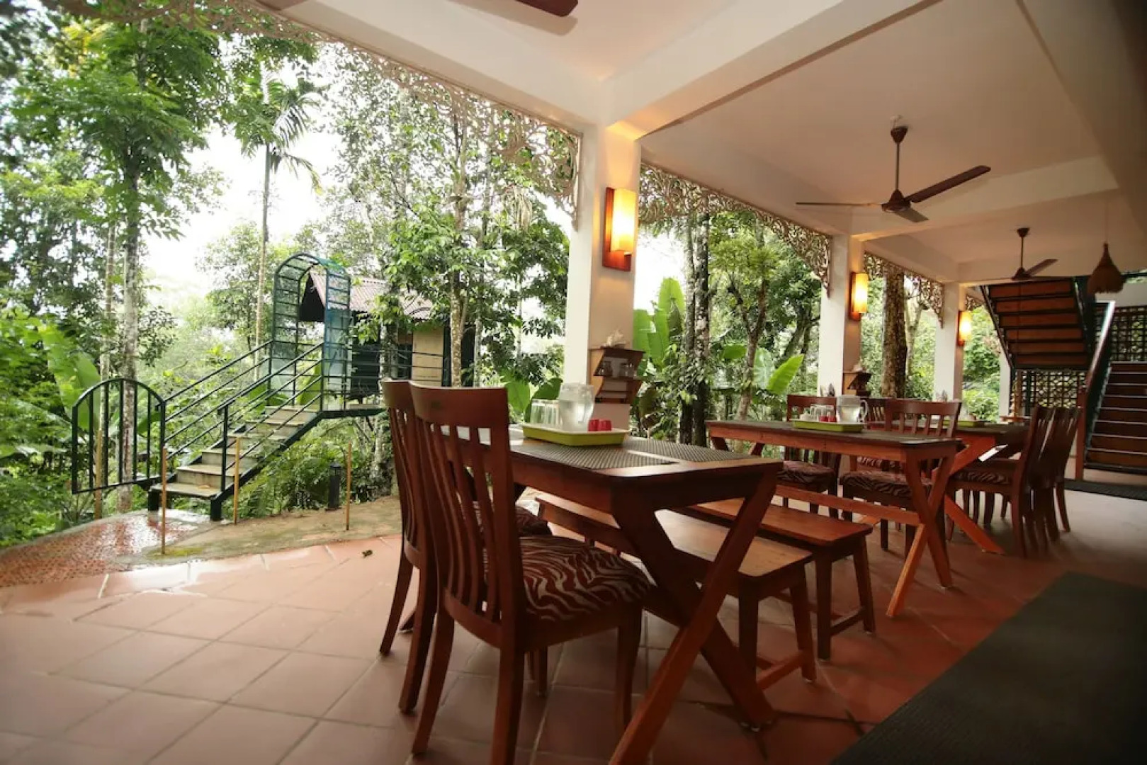 OYO 9348 Hotel Lonely Stay