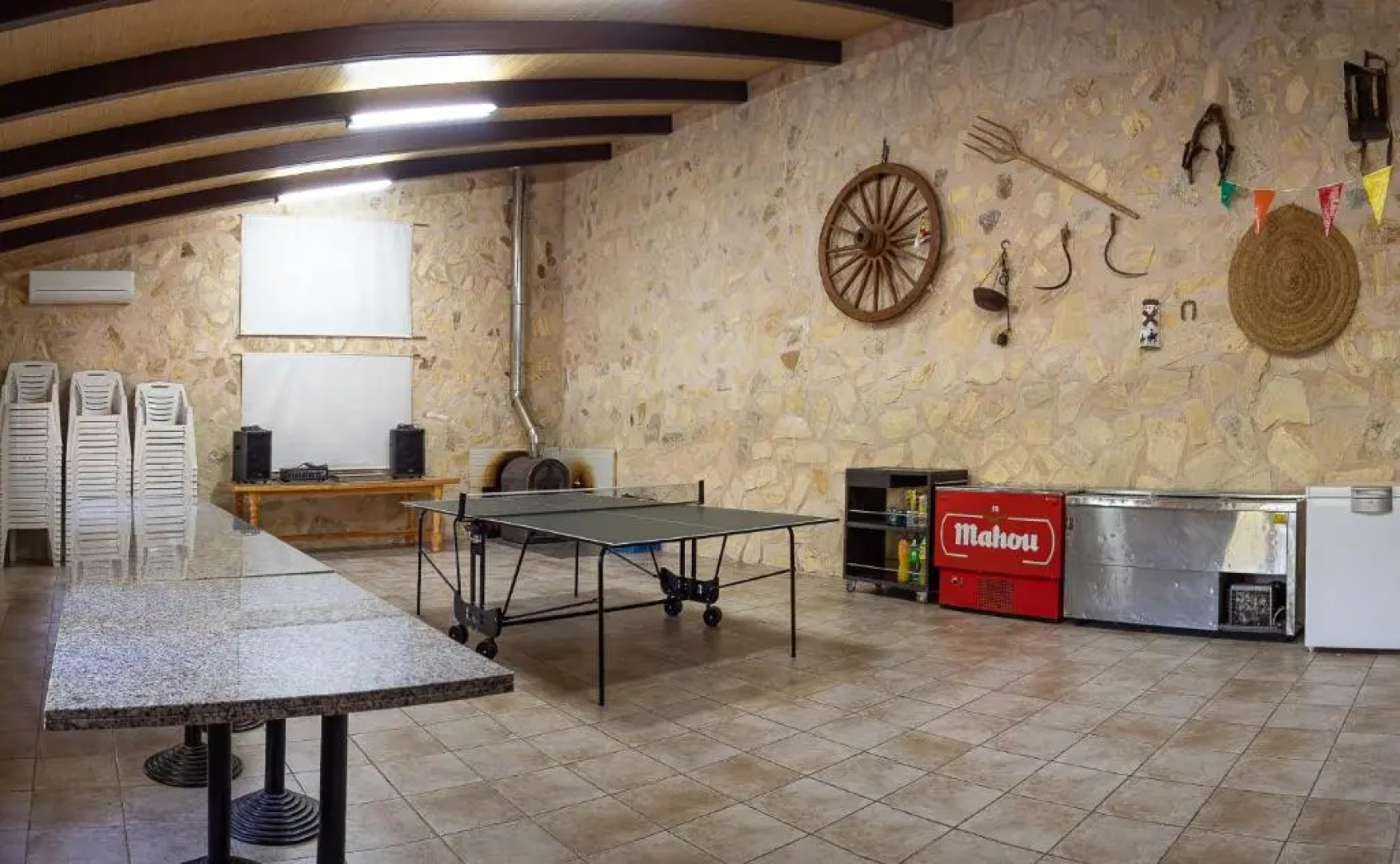 La Finca de Tomás - 5 Estrellas - Fútbol 7, Piscina Cubierta & Pádel