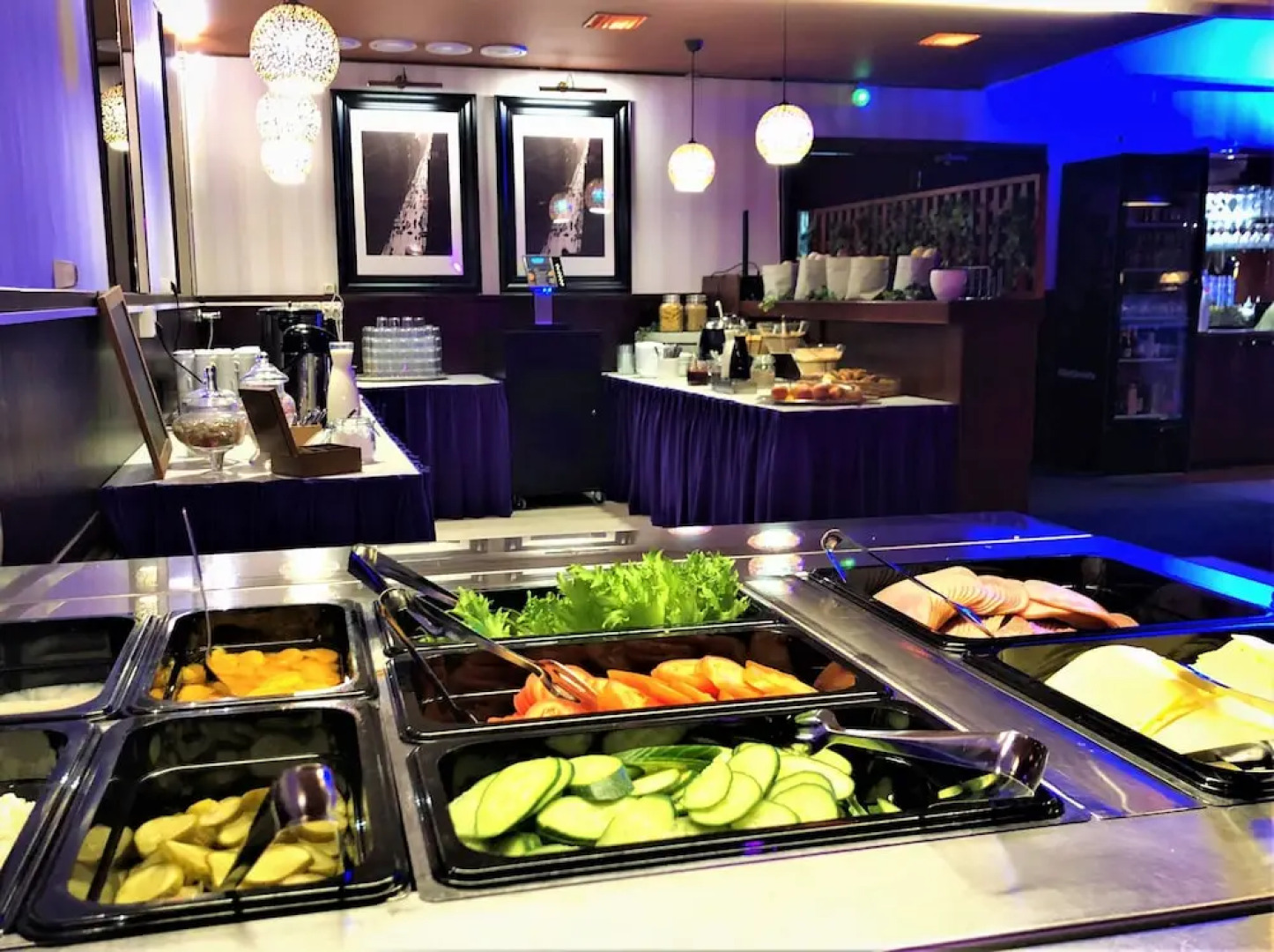 Leikari Seal La Vie Bungalows