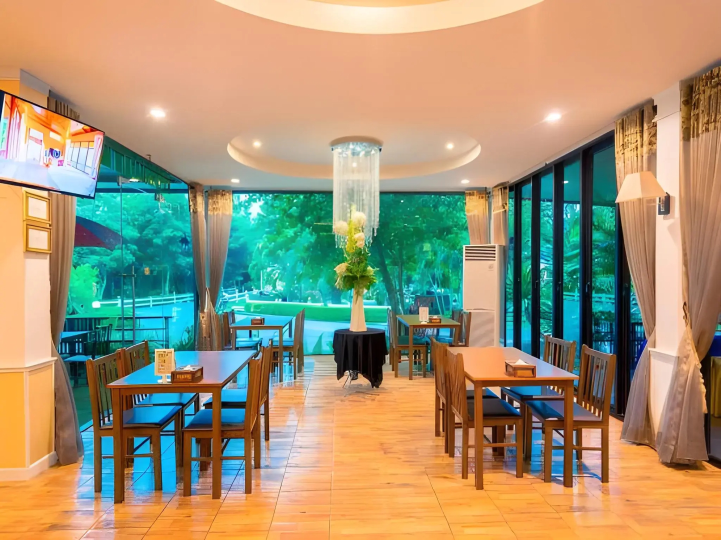 The Canal Garden Resort