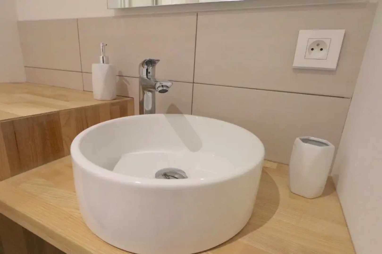 T2 AGOSTA-PORTICCIO- Plage à 50m- Wifi et Parking Gratuit