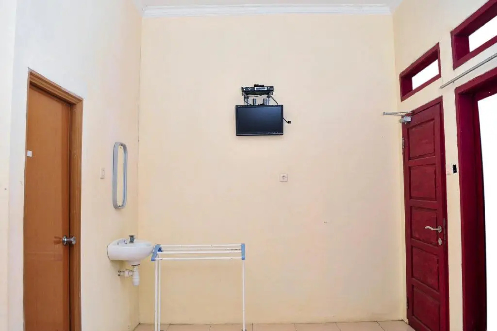 OYO 2471 Swarna Raya