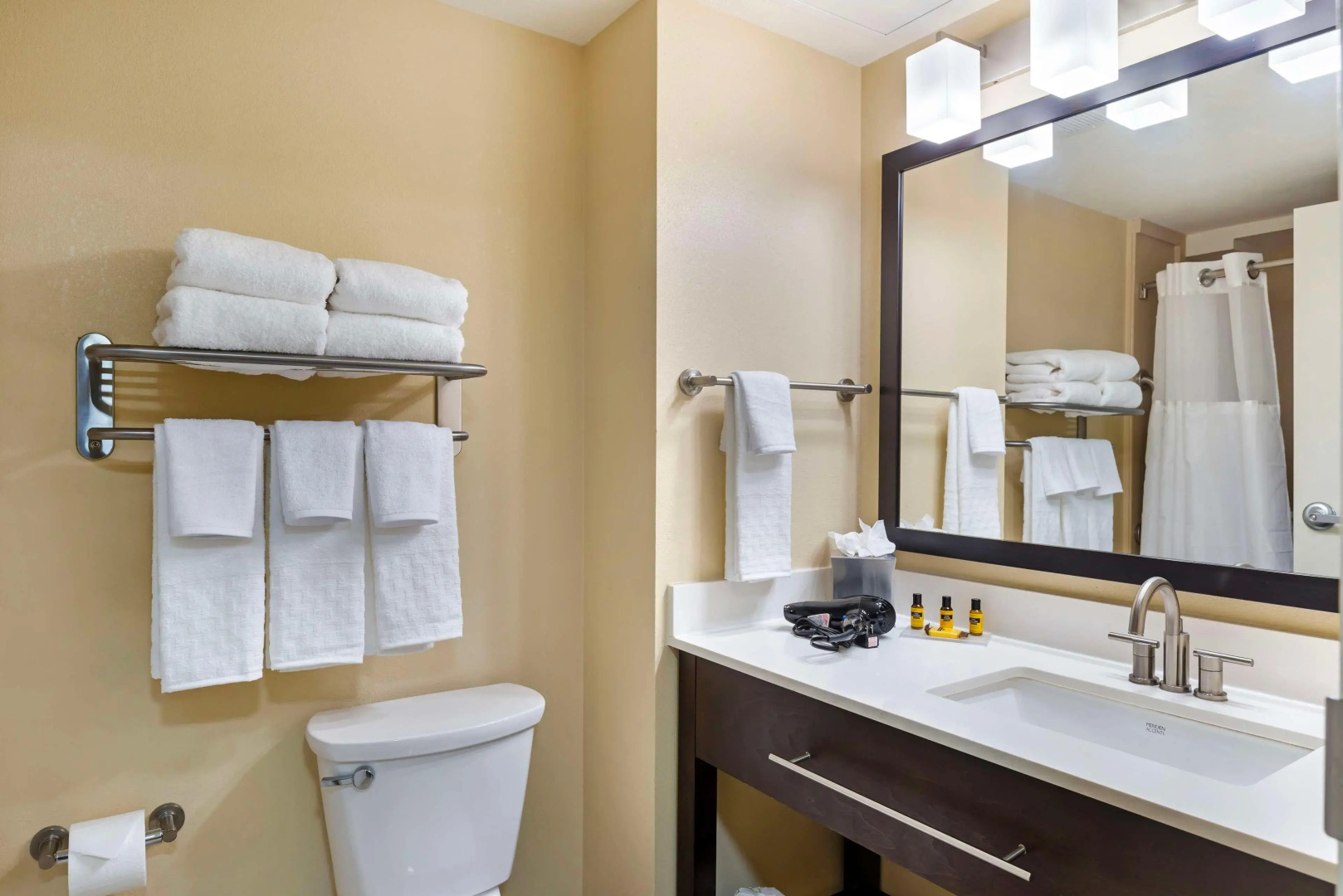Best Western Plus Thornburg Inn & Suites