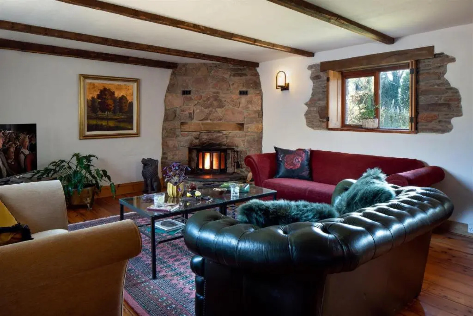 The Old Coach House - Converted Barn With Private Garden Parking and Fireplace