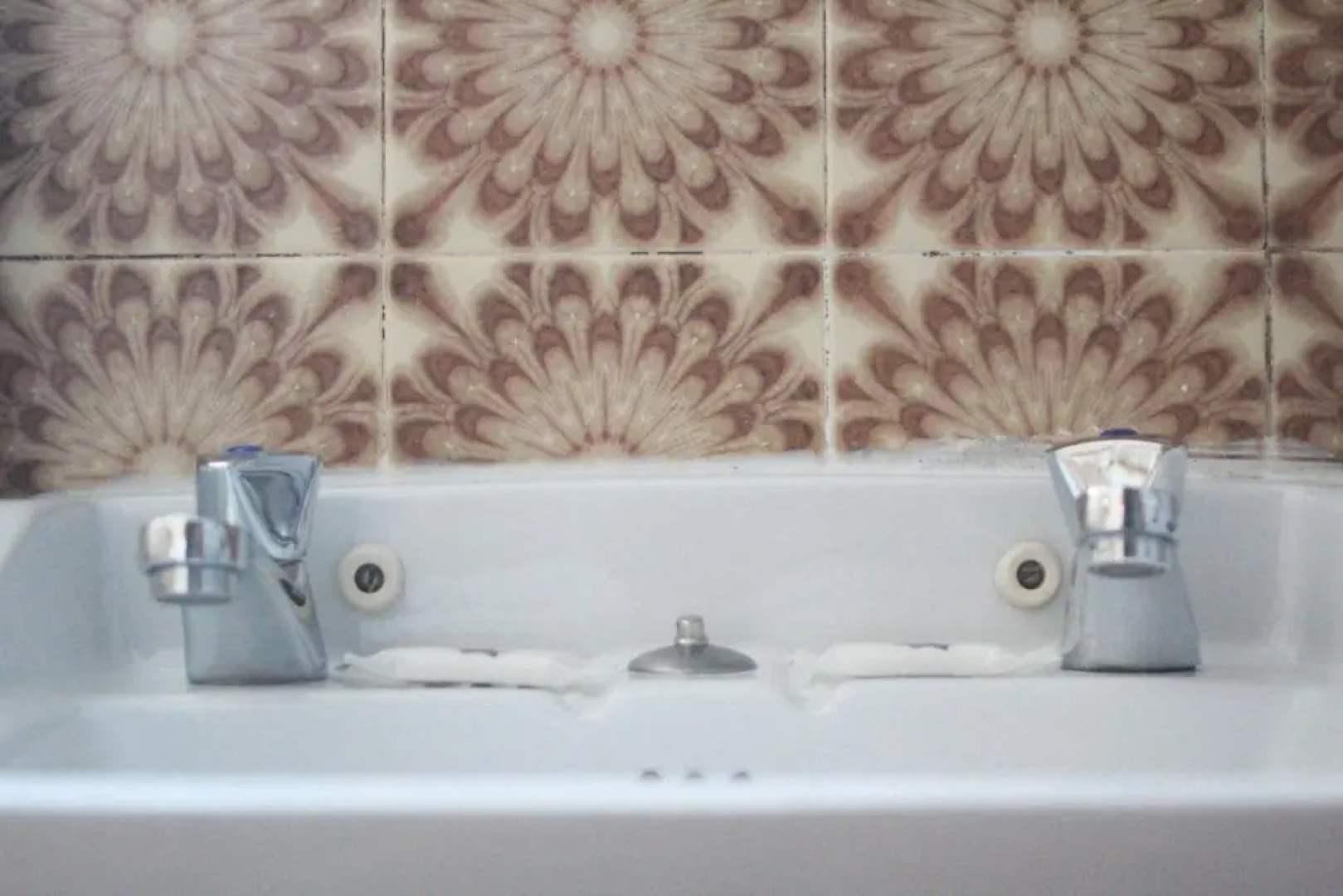 Caçula, Alojamento Local