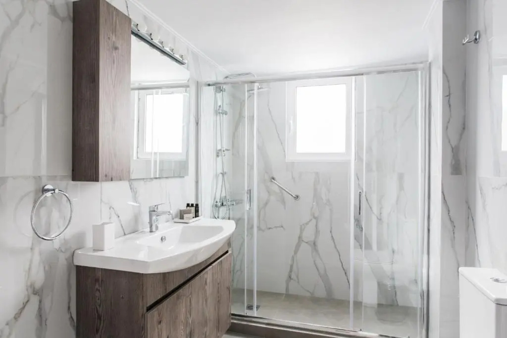 Spacious & Airy 1BR Apartment near HELEXPO Marousi by UPSTREET