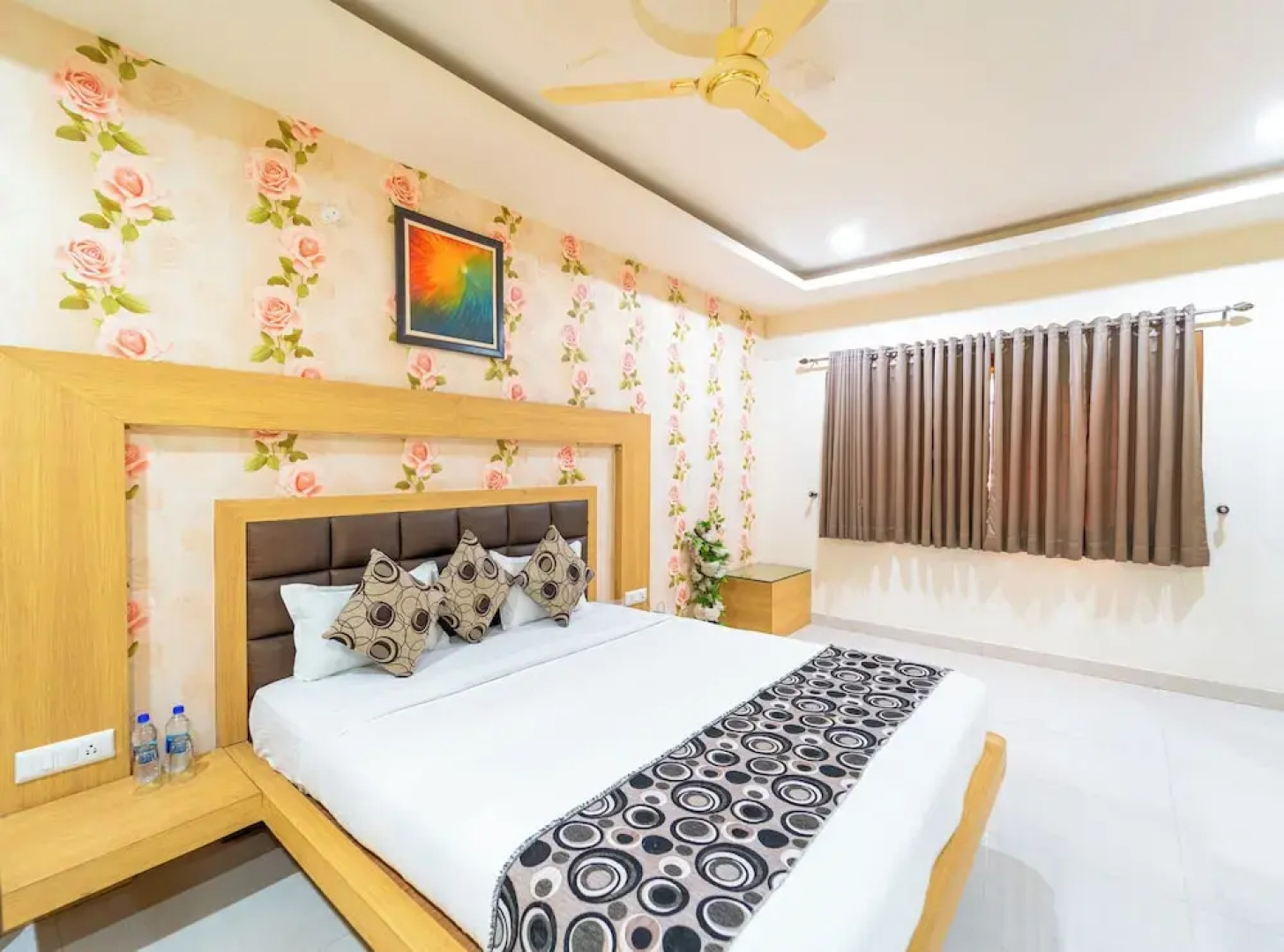 Hotel Royal Palace - Sagar