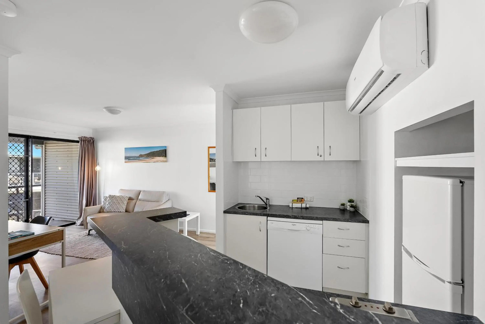 1 Bedroom Unit in 4 Star Tropical Resort in Noosaville