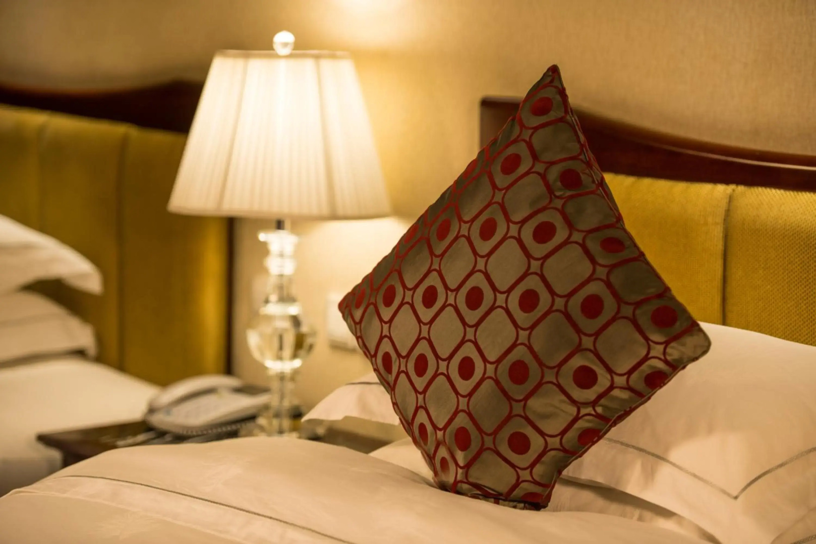 Guangzhou Phoenix City Hotel