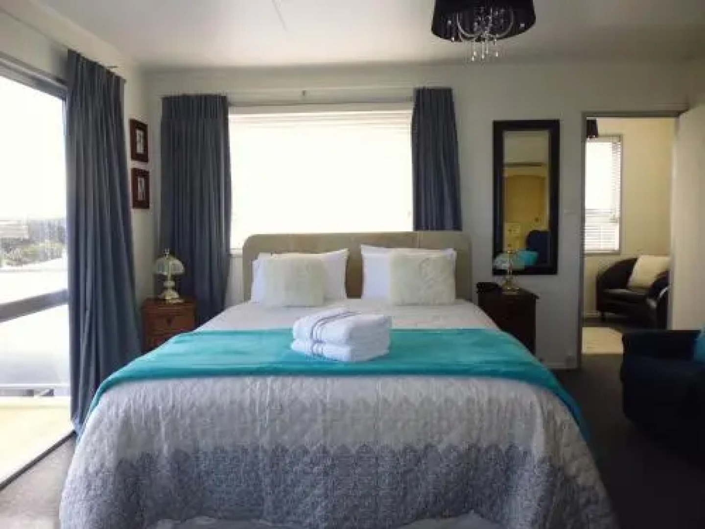 21 on Arrow holiday apartments