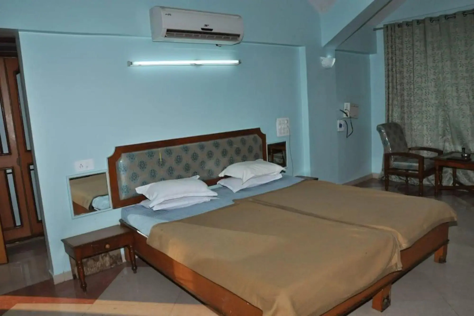 Hotel Ganapati Palace