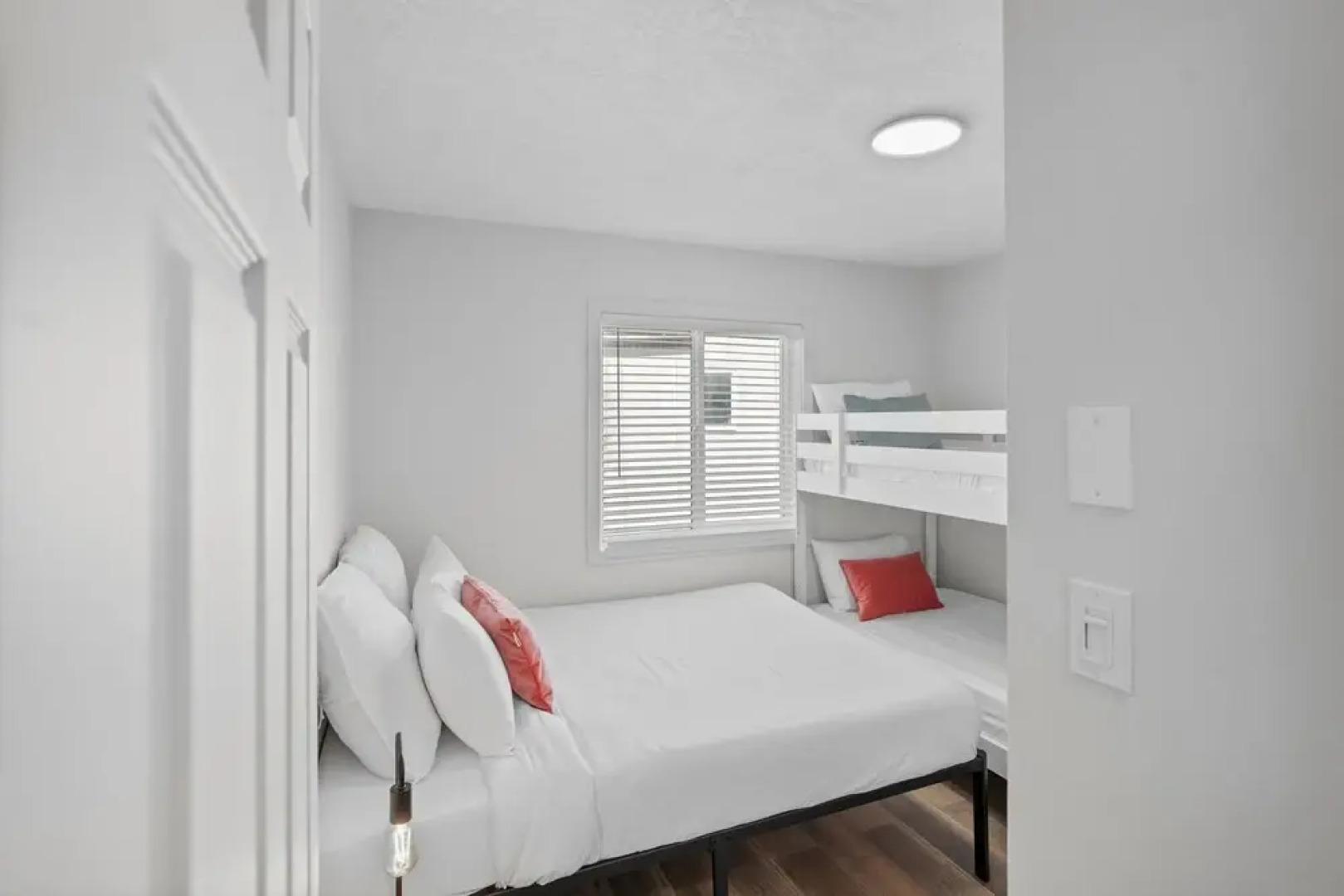 Riverside by Cowichan Lake Cottages