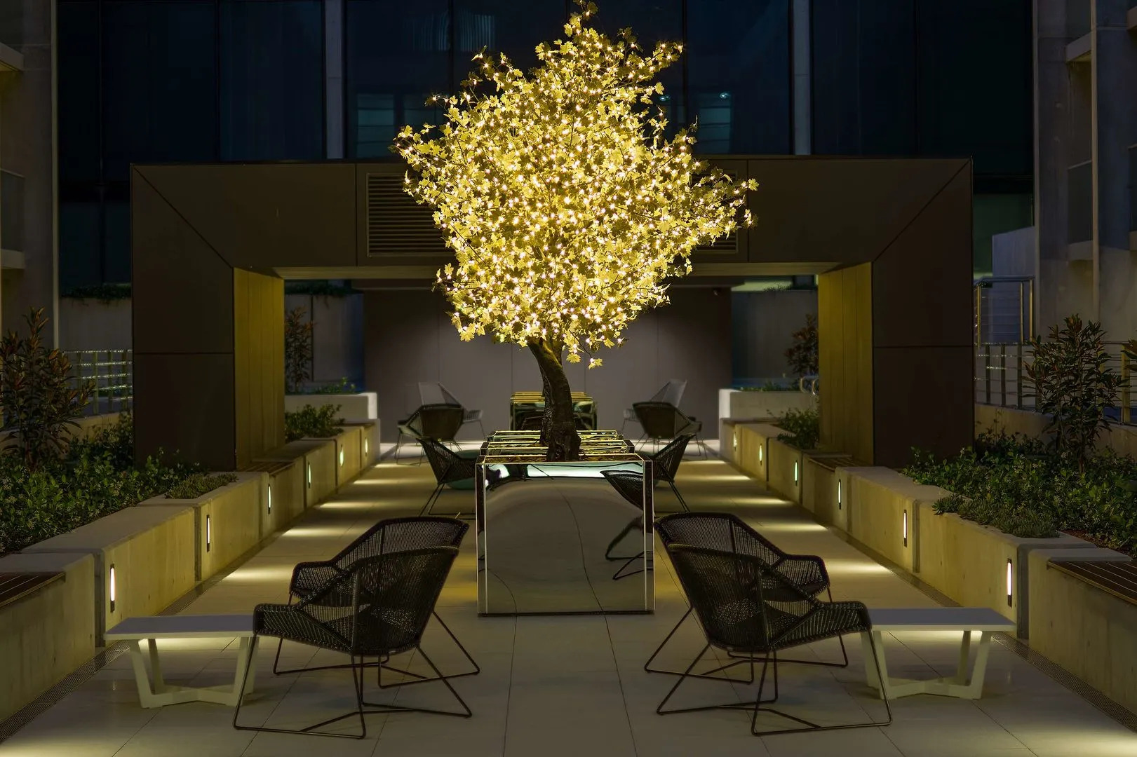 Avenue Hotel Canberra