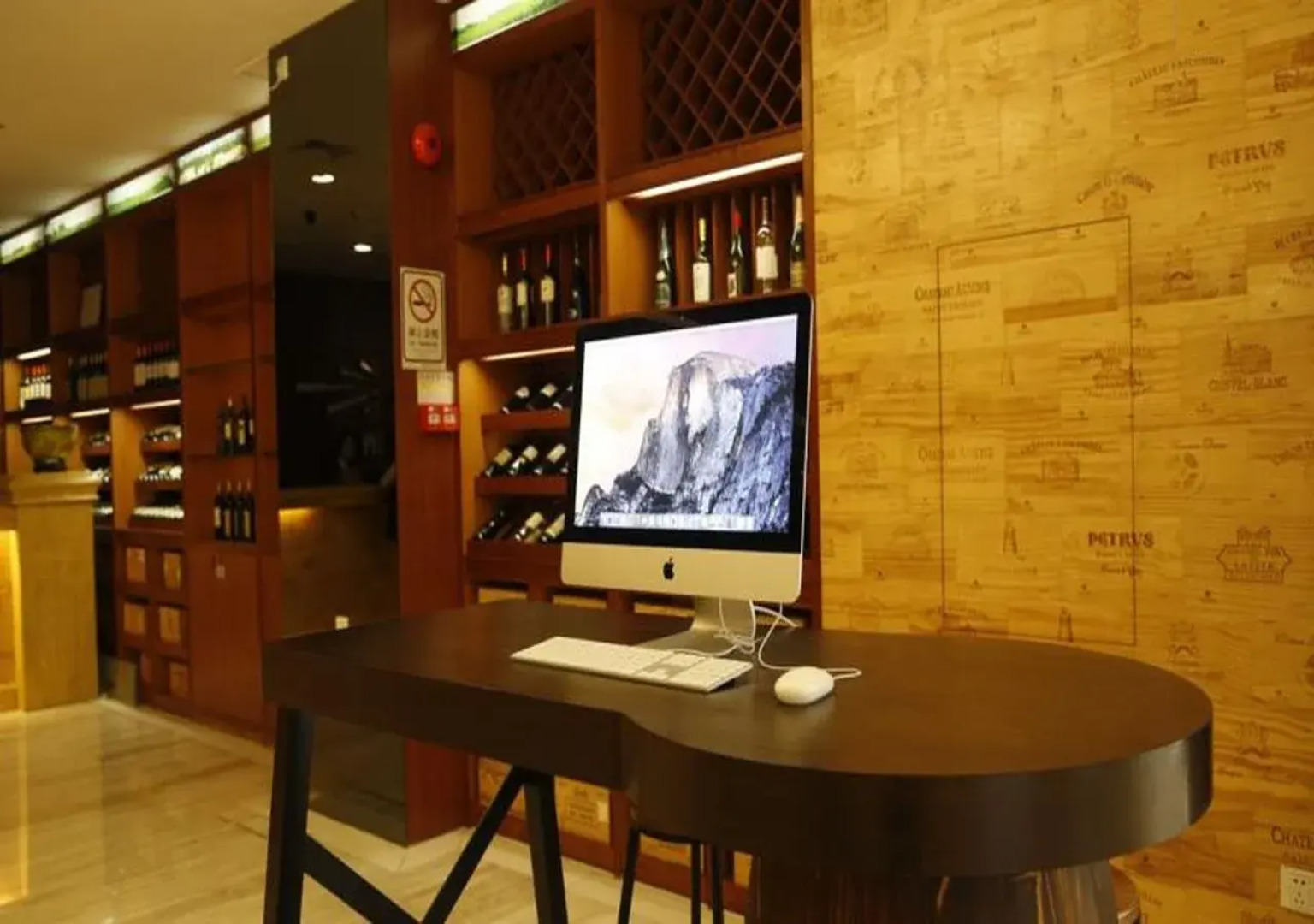 Orange Hotel Guangzhou Quzhuang Metro Station