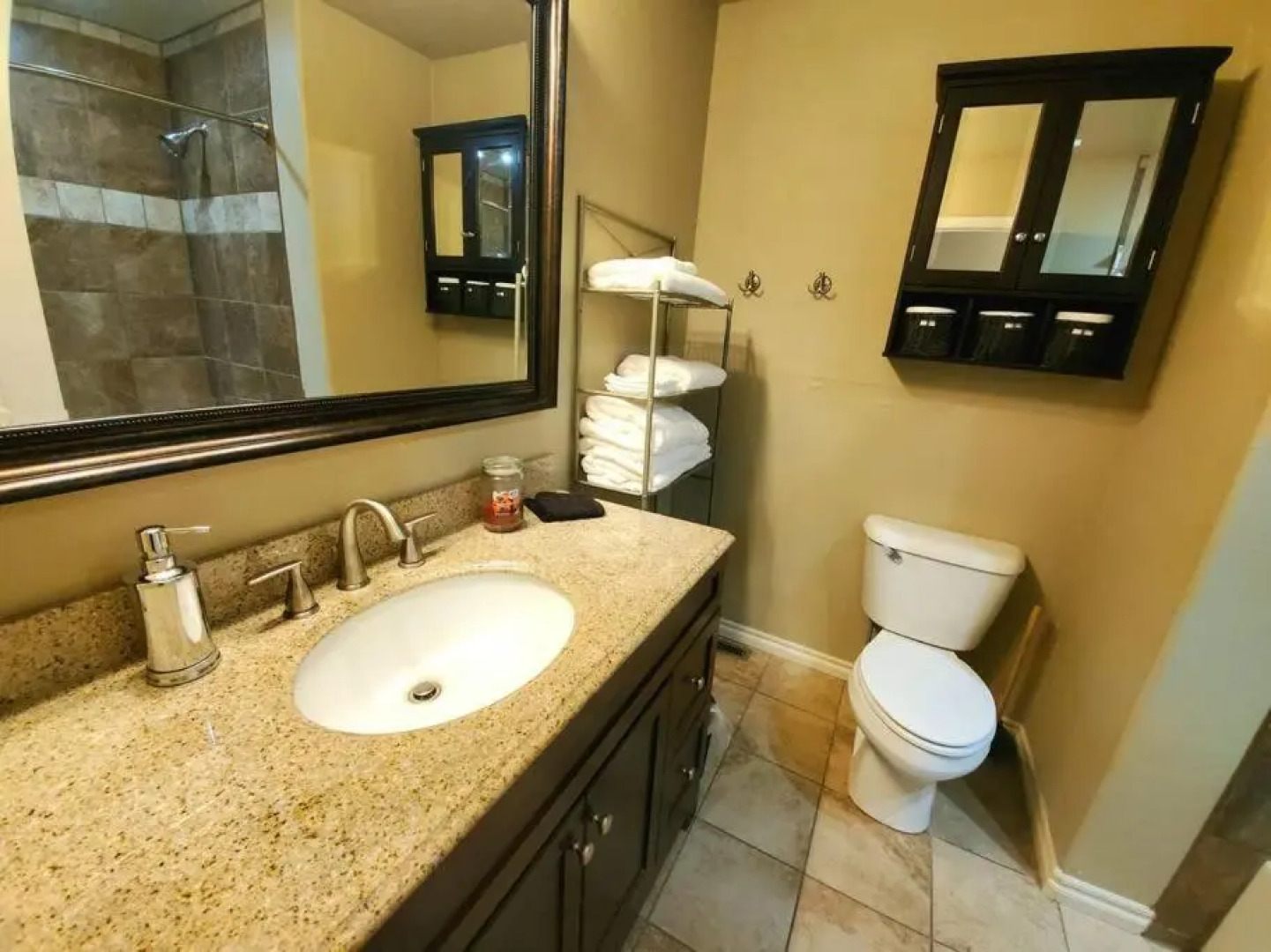 The Greenhouse - 3bed 2bath home in Tahlequah, OK