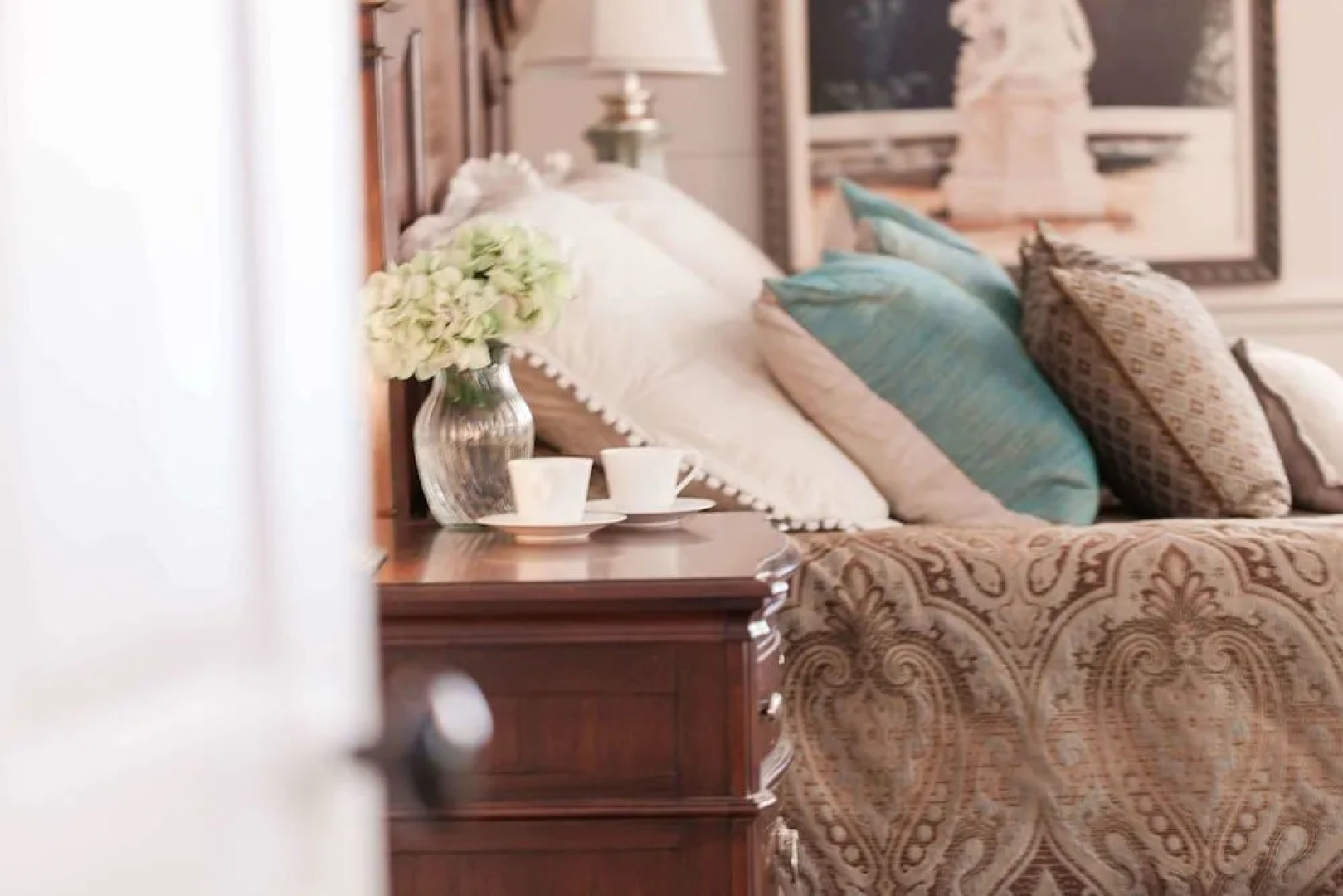 Bridgewater Hall Historic Inn