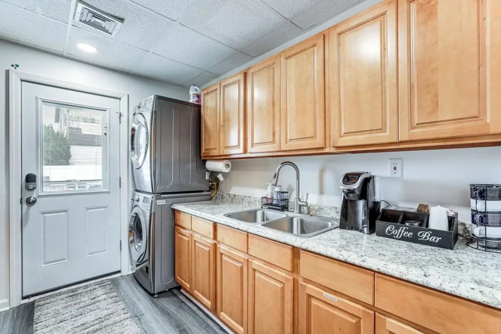 2 Blocks to Beach: Apt w/ Grill in Ocean Gate!