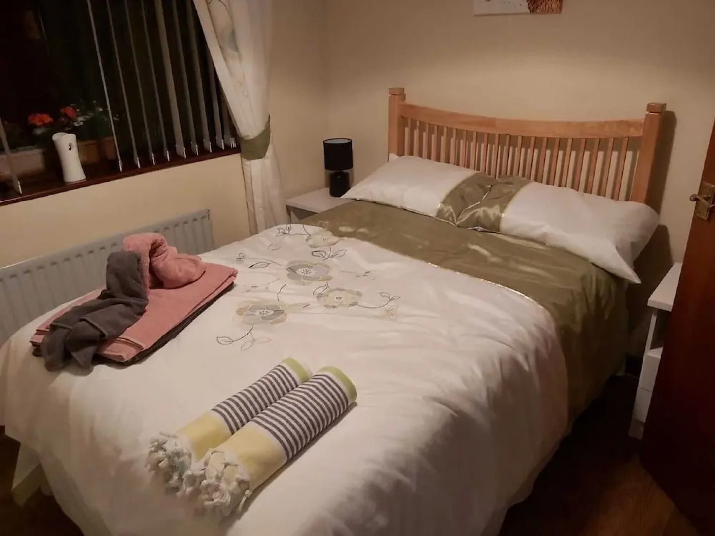 Foot of the Mournes - Cottage - Sleeps 4 - Parking