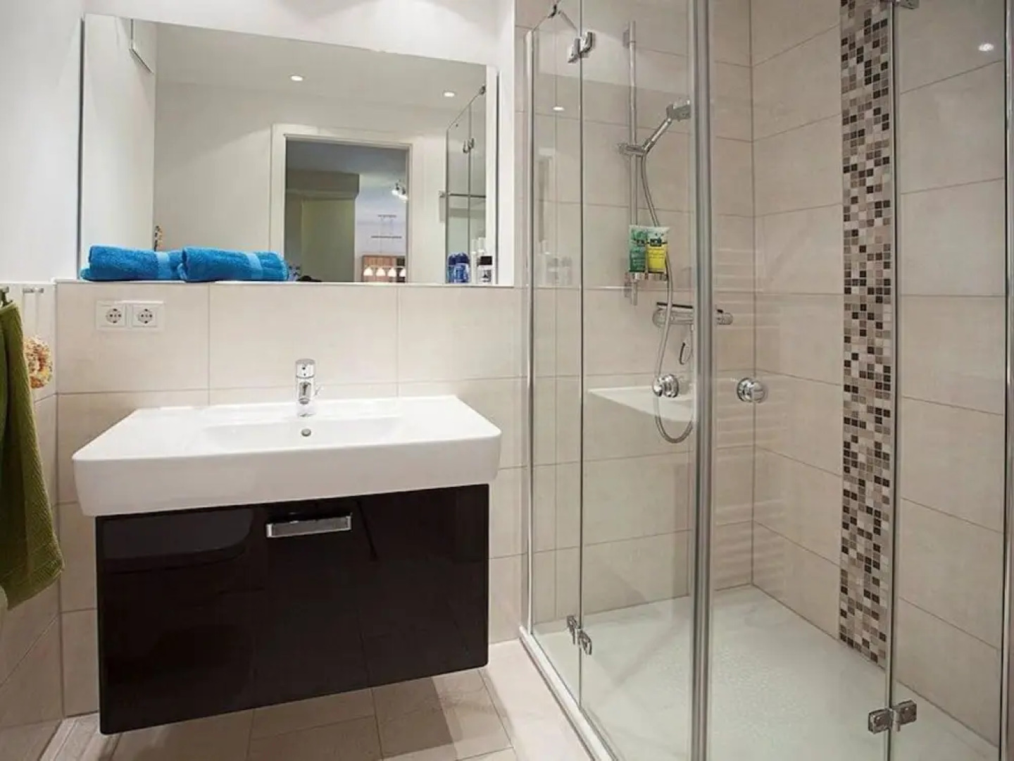 Residence on Lake Balmer