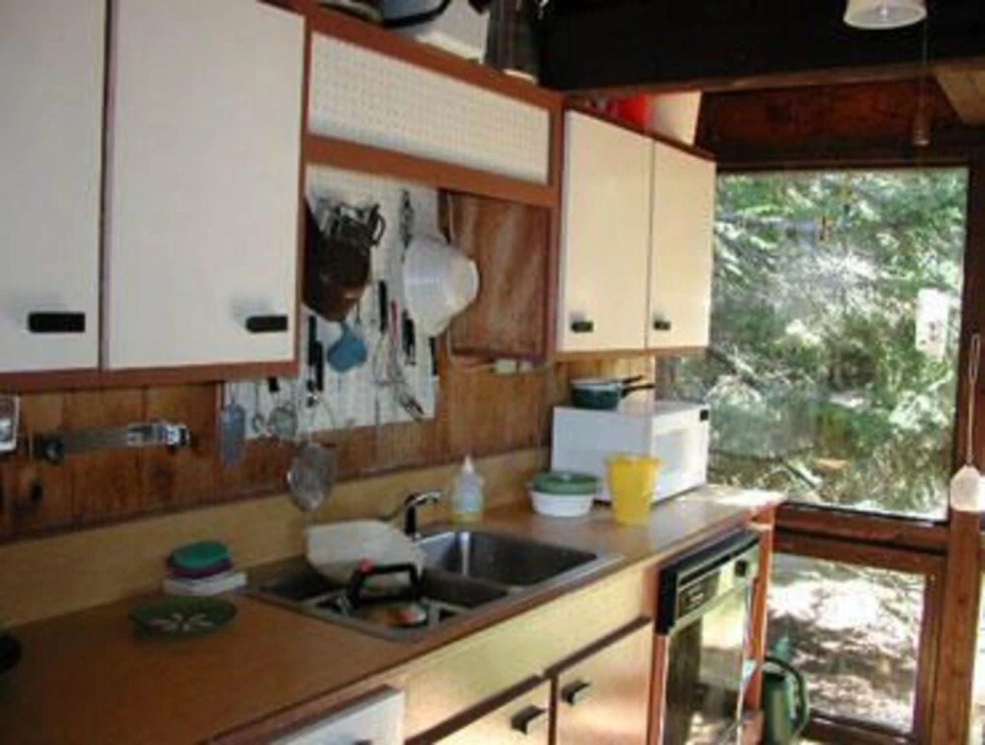 Flying Bridge Cottage - Three Bedroom Home