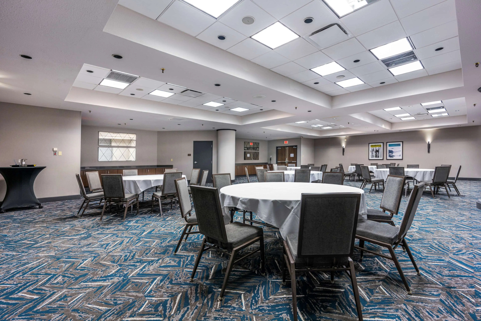 Embassy Suites by Hilton Indianapolis Downtown
