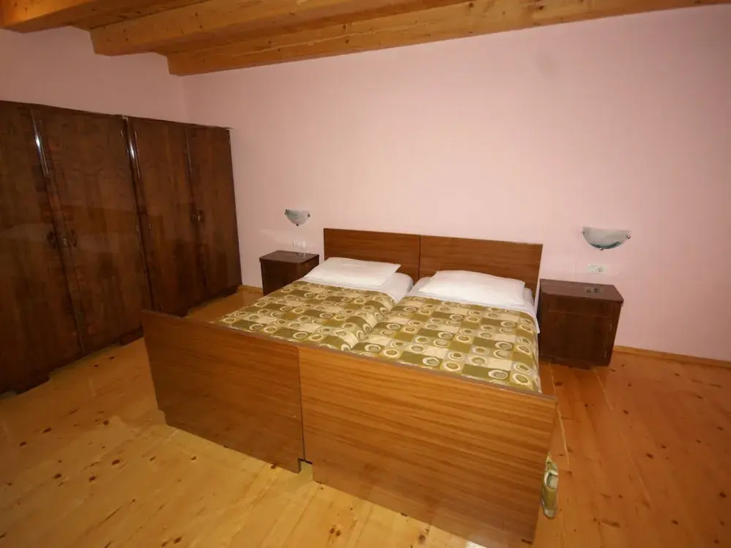 Stone Holiday Home in Peresiji With Pool