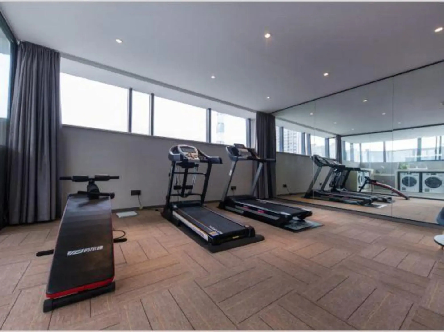 Home Inn Selected (Yancheng Government Julong Lake)