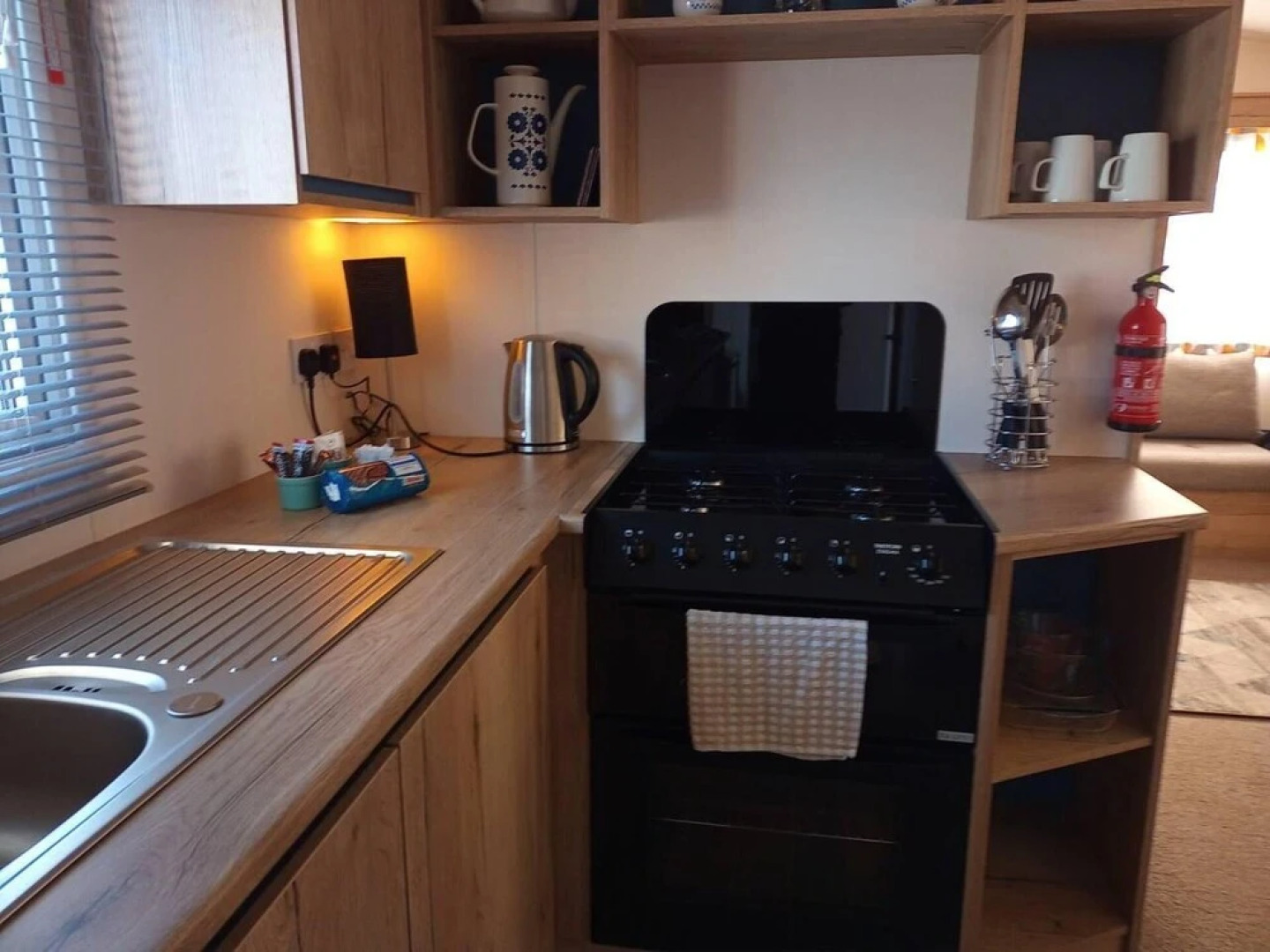 Impeccable 3-bed Chalet Close to Edinburgh