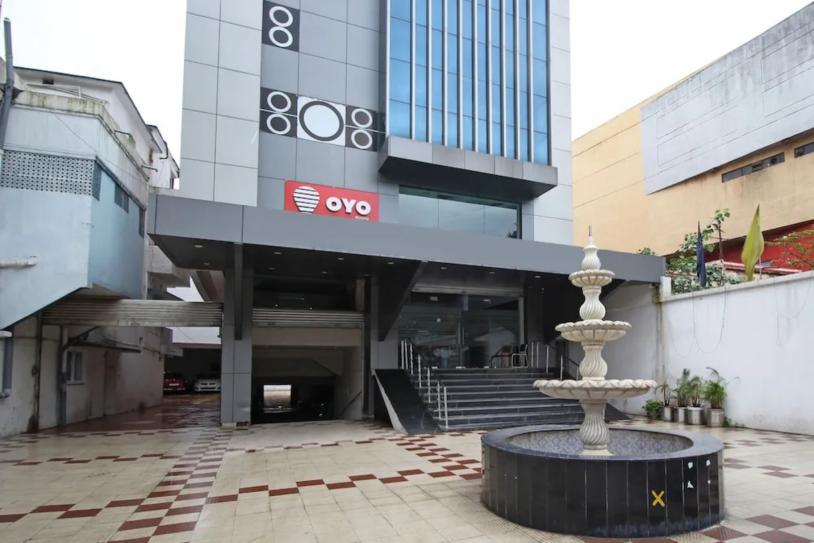 OYO 1545 Hotel Shivani International