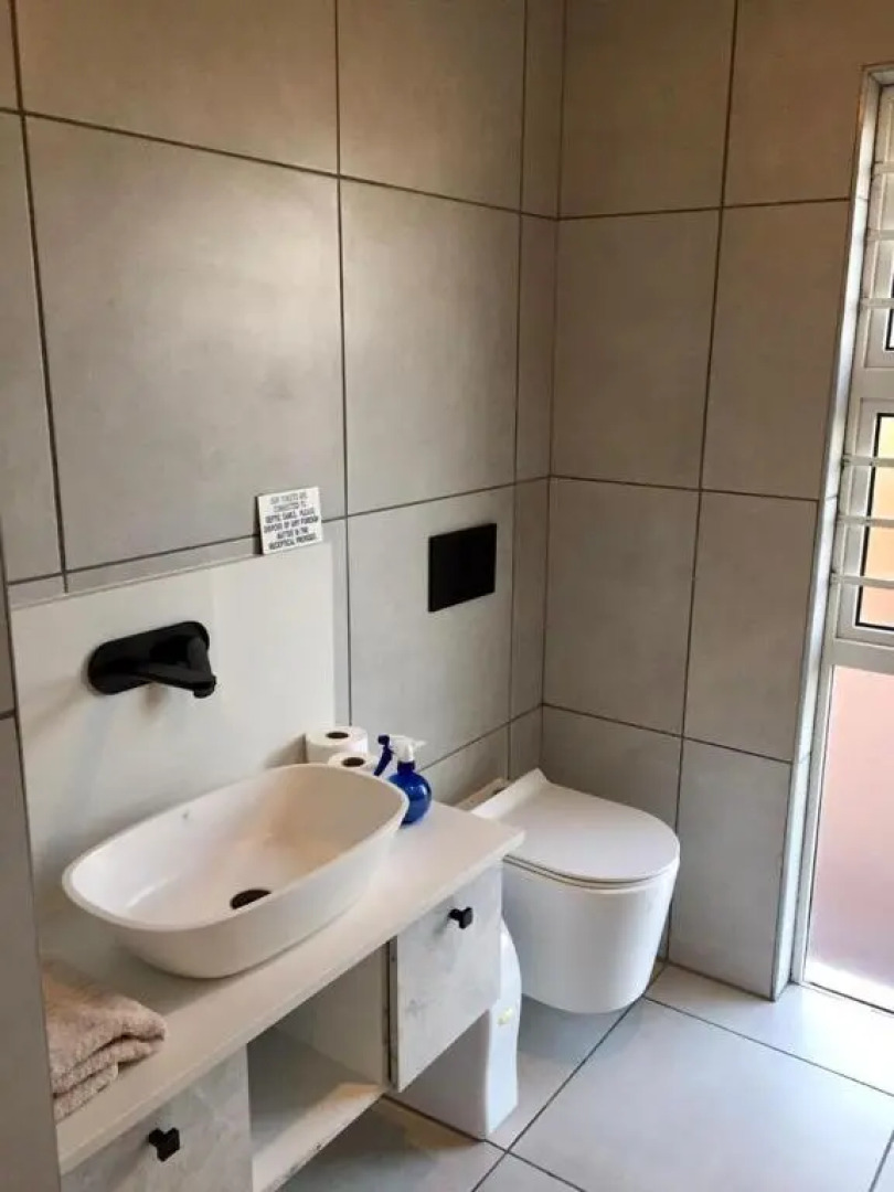 Kellys Beachfront Apartments