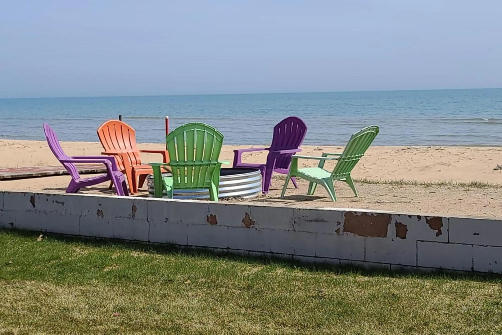 Lake Huron - Super Cute Lake Front Cabin (Sleeps 5)