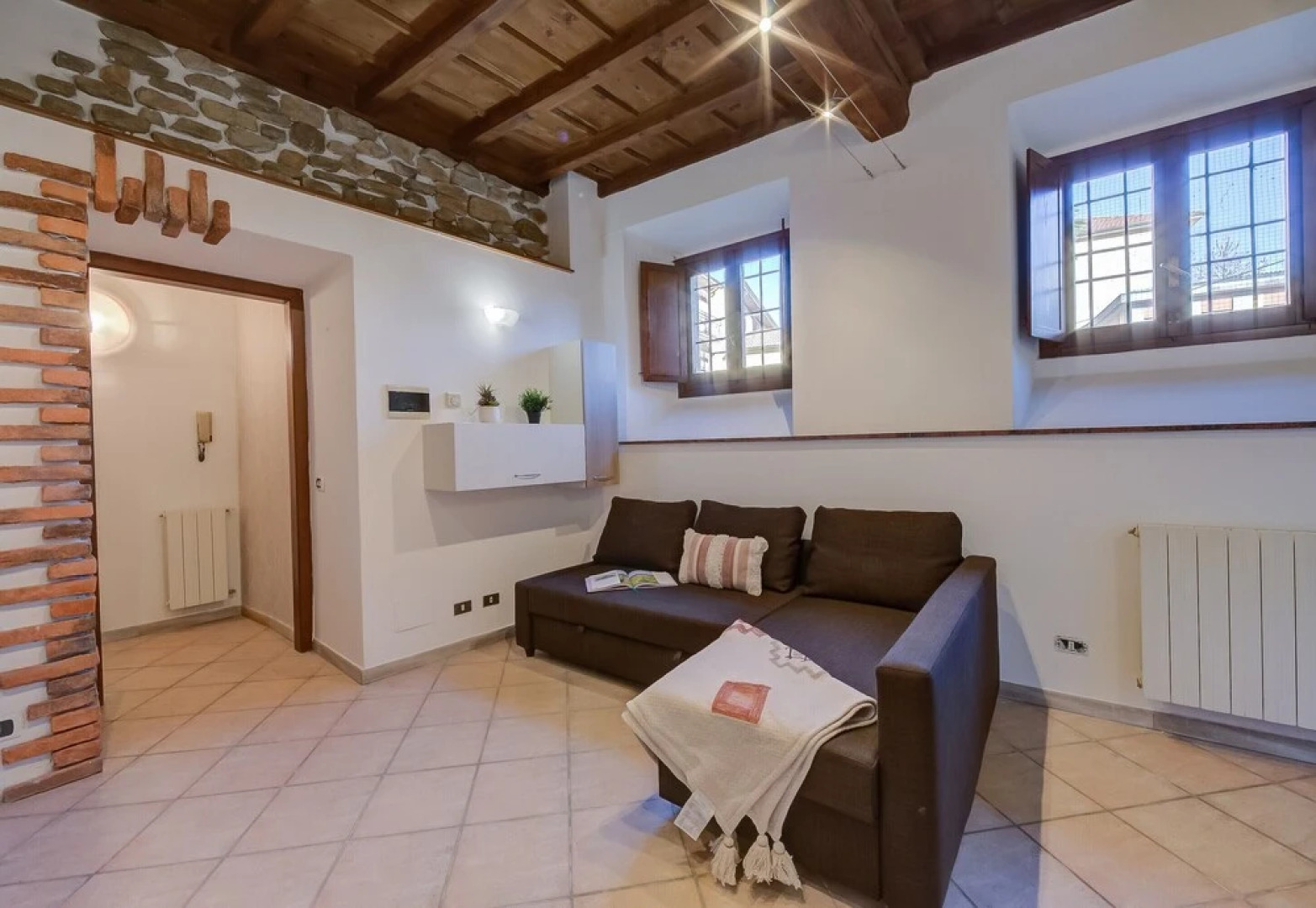 Alla Corte Di Angera