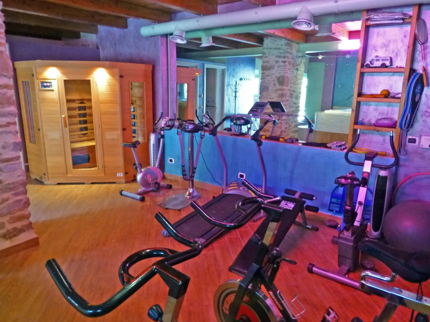 Exclusive Villa Surrounded by Peaceful Pistoia With Private Pool & Spa