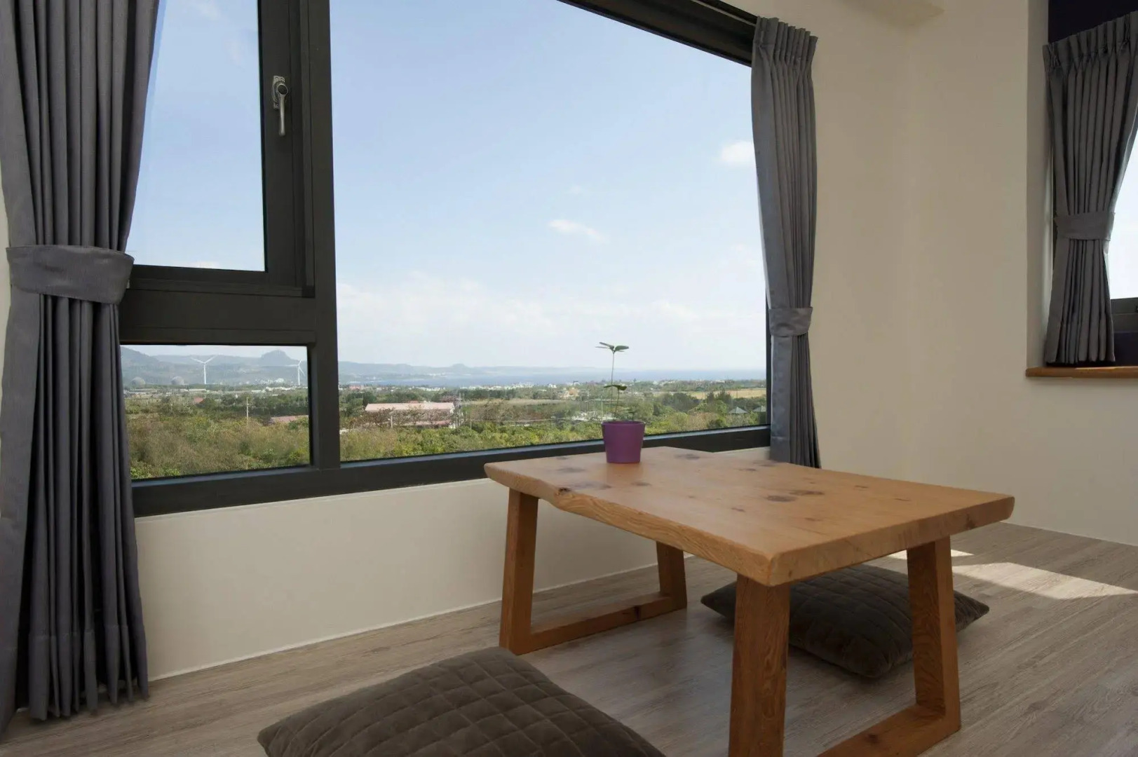 The Tree Bed and Breakfast