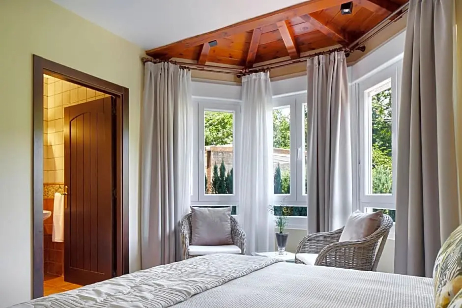 Отель Txoriene — Arrieta