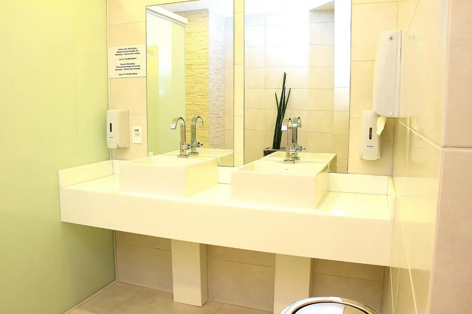 Alameda Lorena Apartment