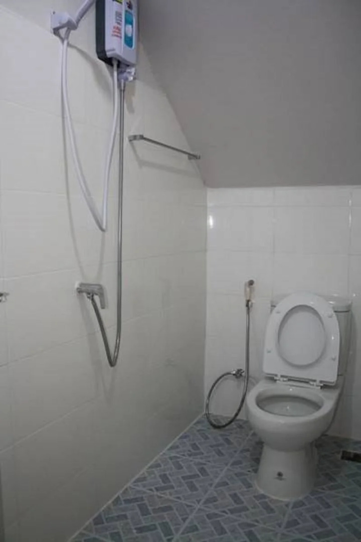 JP Home & Backpacker