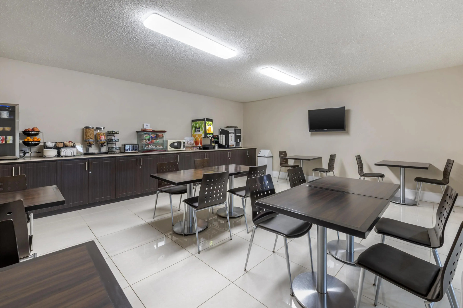 SureStay by Best Western Kemptville.