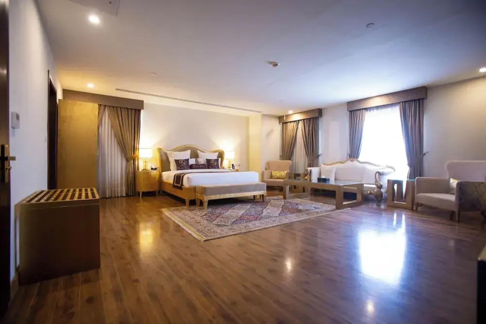 Nine Tree Luxury Hotel & Suites